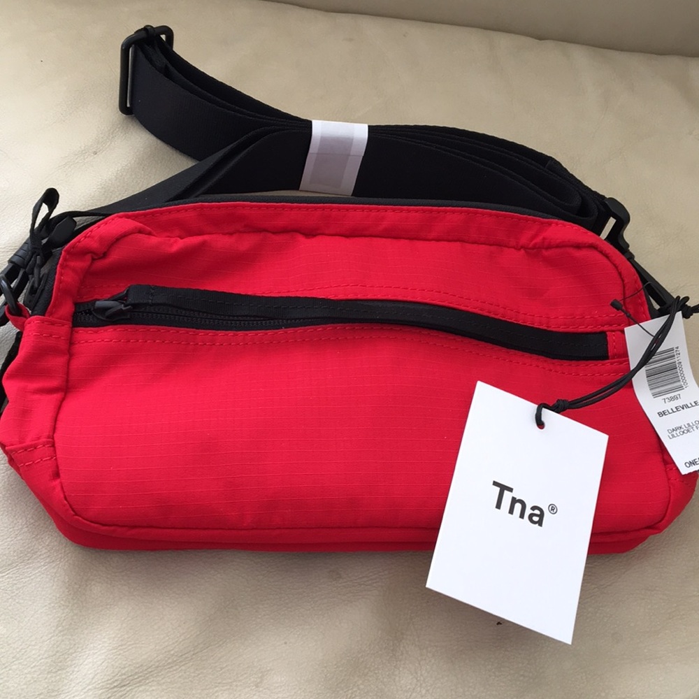 New tna shoulder bag
